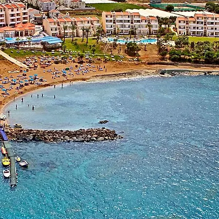 Myroandrou فندق