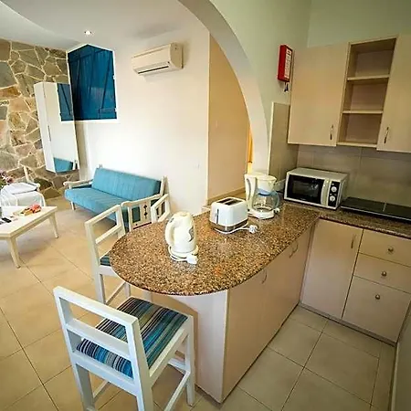 فندق Myroandrou بروتاراس
