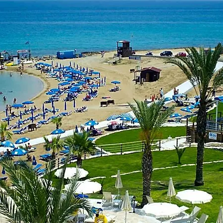 فندق Myroandrou