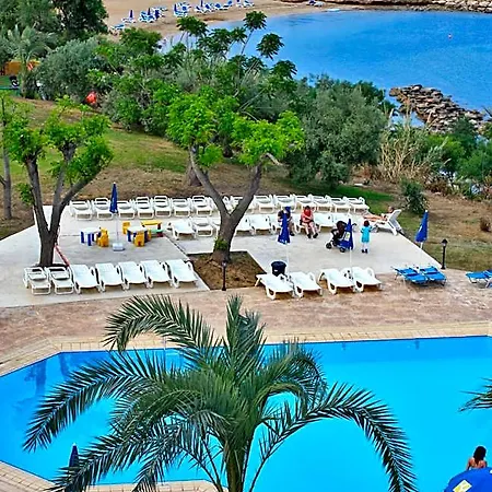 Myroandrou فندق 3*